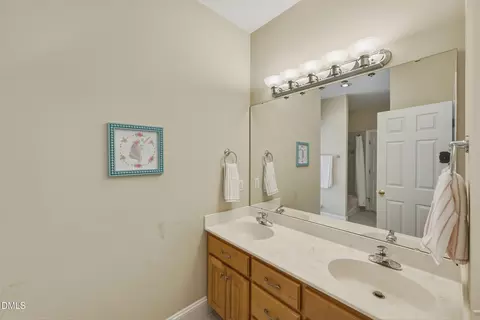 Bath - 5300 Mill Dam Rd, Wake Forest, NC 27587 photo 4 of 6