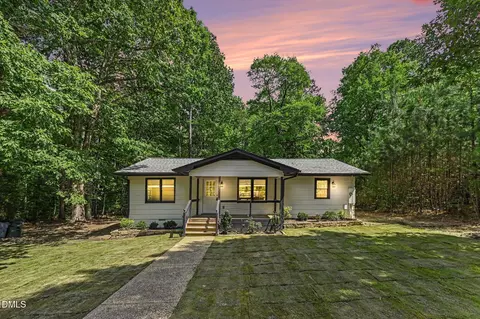 428 Jeremiah Dr, Chapel Hill, NC 27517
