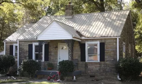 921 Chalk Level Rd, Durham, NC 27704 photo 2
