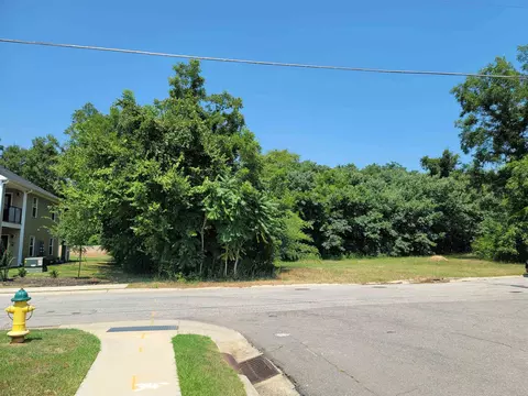 409 Adam St, Fayetteville, NC 28301