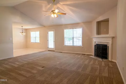 Living - 20 Boardwalk Ave, Benson, NC 27504 photo 2 of 6