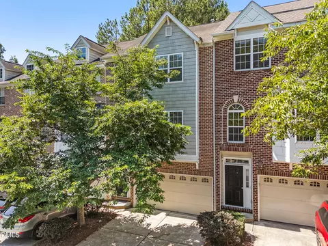 145 Vintage Dr, Chapel Hill, NC 27516
