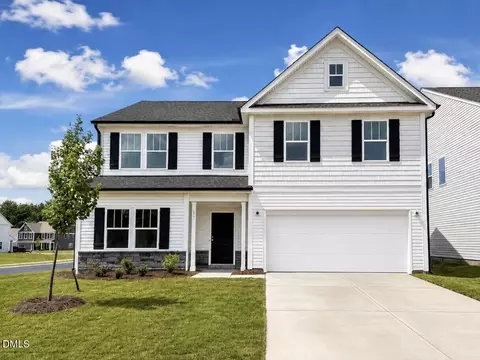 11 Open Meadow Ct #66, Lillington, NC 27546