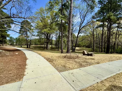 420 Sparella St, Durham, NC 27703 photo 10
