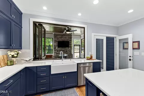 Kitchen - 1433 Nottingham Rd, Raleigh, NC 27607 photo 5 of 9