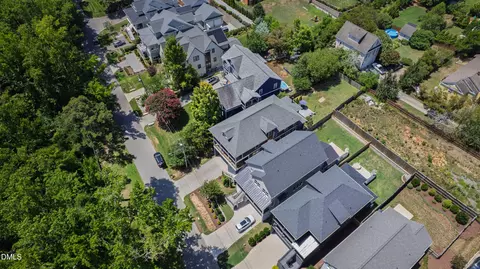 View/Area - 1433 Nottingham Rd, Raleigh, NC 27607 photo 8 of 9