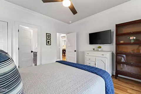 Bedroom - 1433 Nottingham Rd, Raleigh, NC 27607 photo 2 of 9