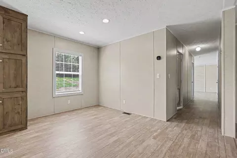 Entry Way - 4370 Needham Rd, Bailey, NC 27807 photo 1 of 1