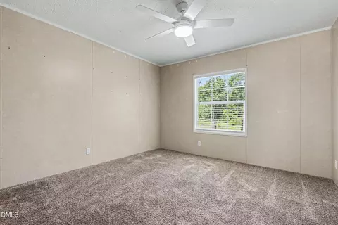 Bedroom - 4370 Needham Rd, Bailey, NC 27807 photo 4 of 4