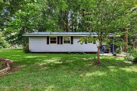 7201 Bentley Cir, Raleigh, NC 27616