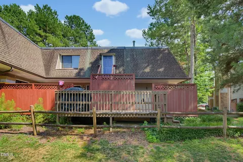 386 Summerwalk Cir #386, Chapel Hill, NC 27517