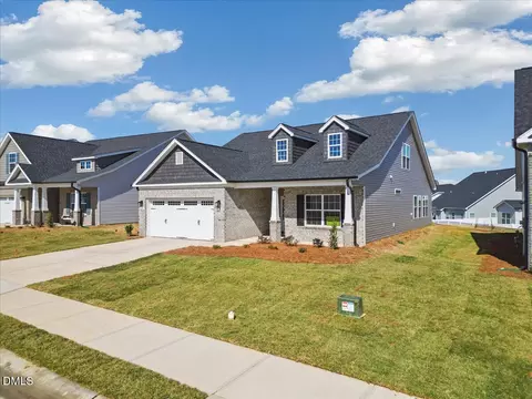 1110 Nantucket Dr #92, Mebane, NC 27302