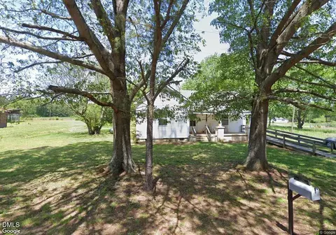 80 Franklin Ave, Louisburg, NC 27549