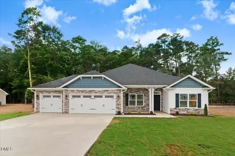 238 Galway Rd, Lillington, NC 27546