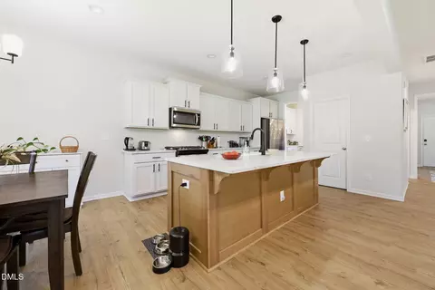 Kitchen - 5420 Beardsley Ct, Durham, NC 27712 photo 2 of 3