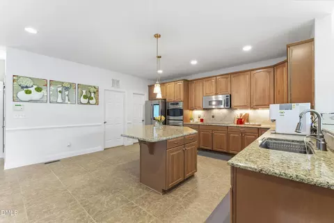 407 Powers Ferry Rd, Cary, NC 27519 photo 19