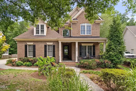 923 Dominion Hill Dr, Cary, NC 27519