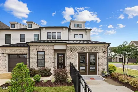 48 Paperwhite Pl, Clayton, NC 27527