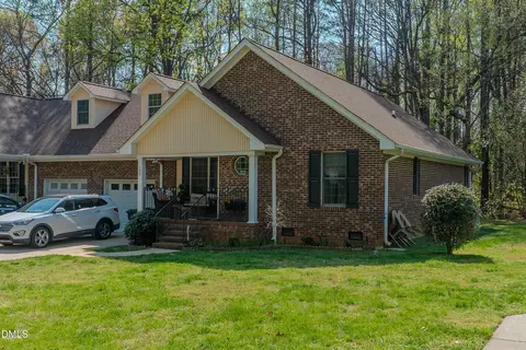 2012 S Mebane St #106, Burlington, NC 27215
