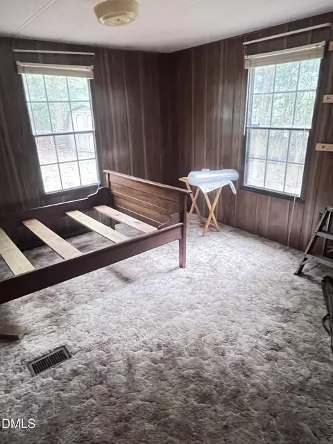 Bedroom - 197 E Holly Ln, Henderson, NC 27537 photo 2 of 3