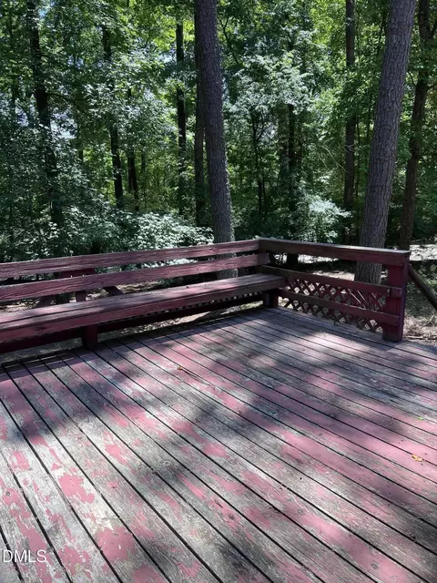 Exterior - 197 E Holly Ln, Henderson, NC 27537 photo 9 of 10
