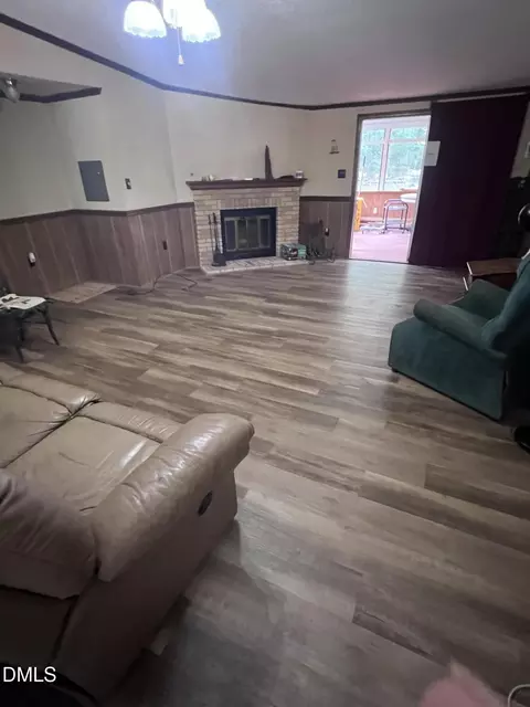 Living - 197 E Holly Ln, Henderson, NC 27537 photo 2 of 2