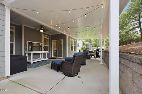 Exterior - 804 Copper Beech Ln, Wake Forest, NC 27587 photo 4 of 6