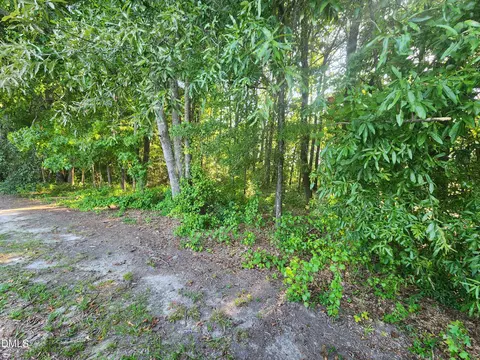 995 B Barbour Rd, Smithfield, NC 27577 photo 8