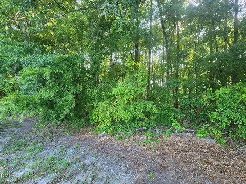 995 B Barbour Rd, Smithfield, NC 27577 photo 6