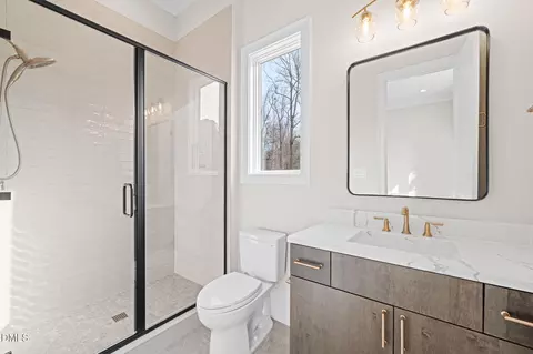 Bath - 9004 Meadow Pointe Ct, Wake Forest, NC 27587 photo 2 of 11