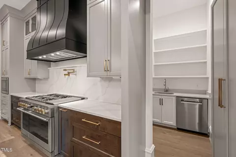 Kitchen - 9004 Meadow Pointe Ct, Wake Forest, NC 27587 photo 9 of 10