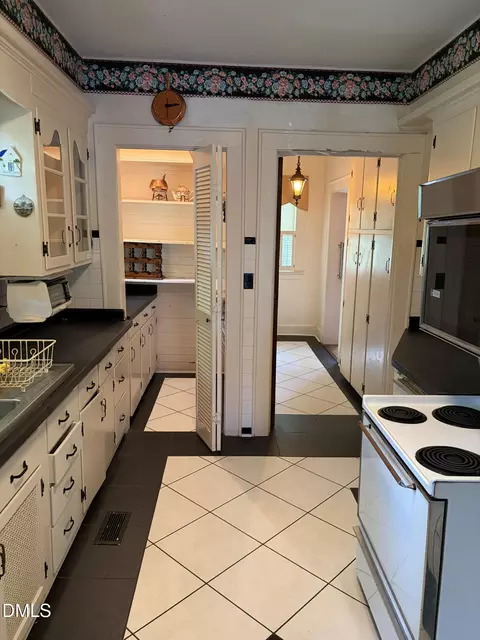 Kitchen - 1202 E Cumberland St, Dunn, NC 28334 photo 7 of 8