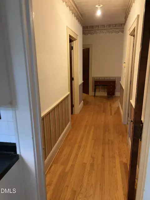 Entry Way - 1202 E Cumberland St, Dunn, NC 28334 photo 7 of 8