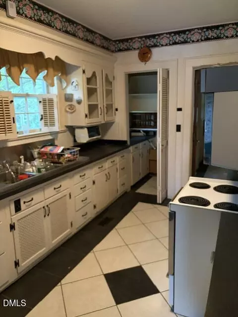 Kitchen - 1202 E Cumberland St, Dunn, NC 28334 photo 3 of 3