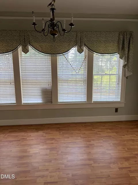 Dining - 1202 E Cumberland St, Dunn, NC 28334 photo 4 of 5