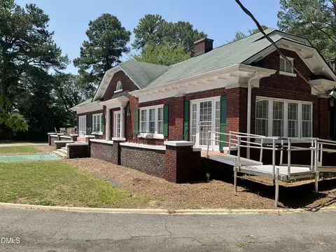 Exterior - 1202 E Cumberland St, Dunn, NC 28334 photo 5 of 9