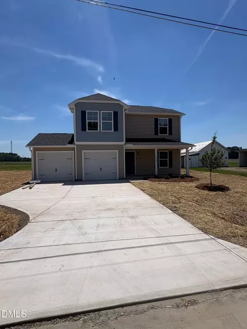 4638 Second St, Grimesland, NC 27837