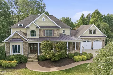 240 Norwalk St, Holly Springs, NC 27540