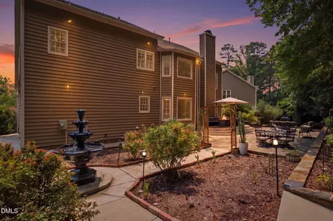 102 Pine Stroll Dr, Cary, NC 27519