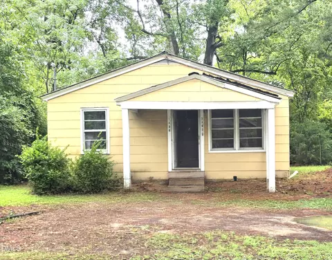 1405 Grace St, Scotland Neck, NC 27874