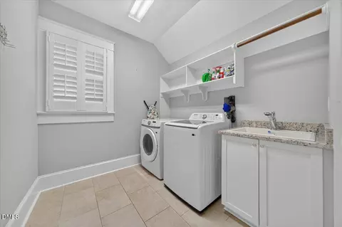 512 E Whitaker Mill Rd, Raleigh, NC 27608 photo 70