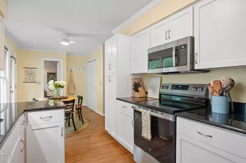 Kitchen - 7 Fox Chase Ln, Durham, NC 27713 photo 3 of 3