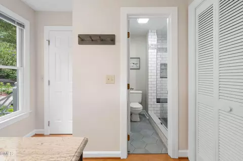 Bath - 7 Fox Chase Ln, Durham, NC 27713 photo 3 of 5