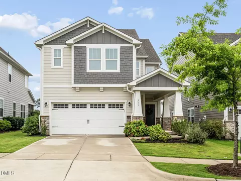 213 Sage Oak Ln, Holly Springs, NC 27540