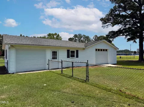 Exterior - 800 Lucas St, Erwin, NC 28339 photo 3 of 7