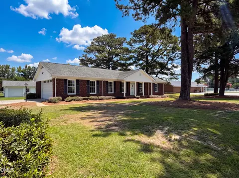 Exterior - 800 Lucas St, Erwin, NC 28339 photo 6 of 7