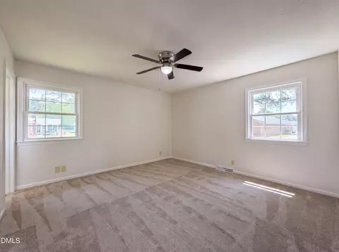 800 Lucas St, Erwin, NC 28339 photo 12