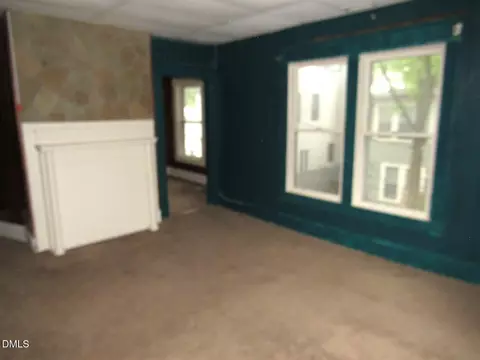 Living - 804 Lancaster St, Durham, NC 27701 photo 4 of 5