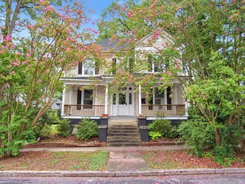 Exterior - 804 Lancaster St, Durham, NC 27701 photo 2 of 9