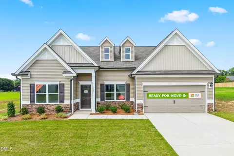 122 Smith Farms Dr, Lillington, NC 27546